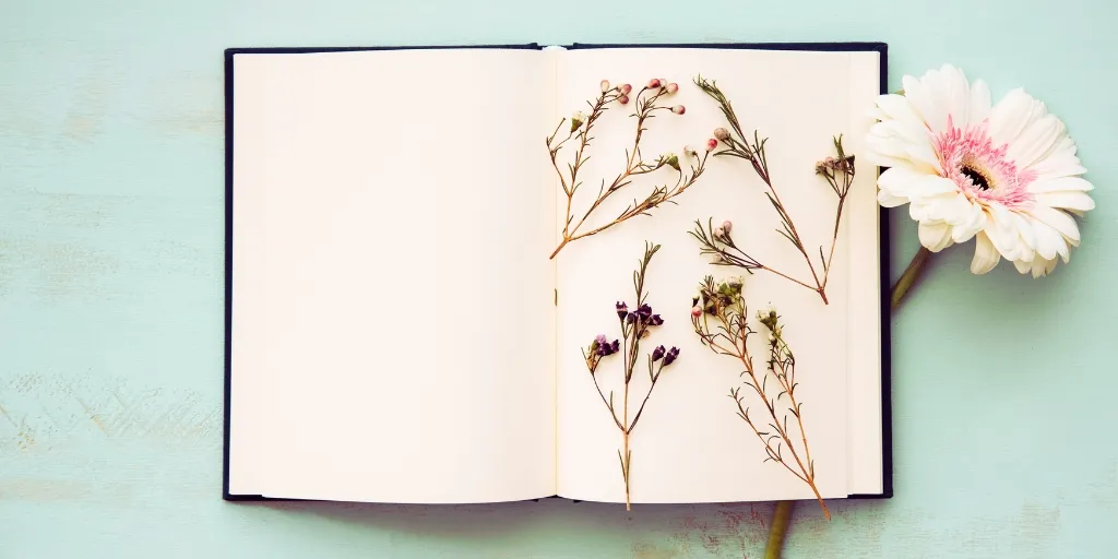 イメージ画像：書籍・花