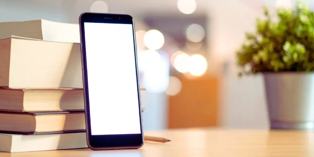 イメージ画像:スマホ 書籍